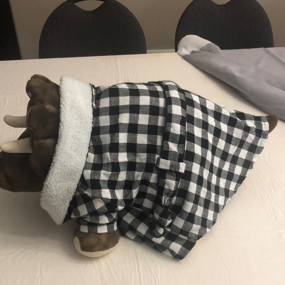 BNWOT Pet Robe in Black&White Buffalo plaid
